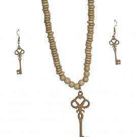 Key Shaped / 3.5" Pendant