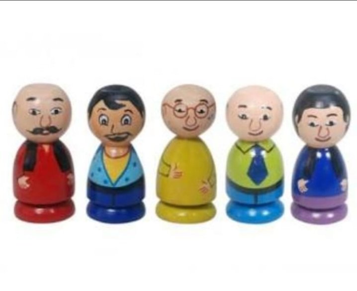 Motu and Patlu Family Statues Wooden Handcarved- Set of 5 Peg Dolls